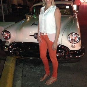 Kenneth Cole straight leg Jean